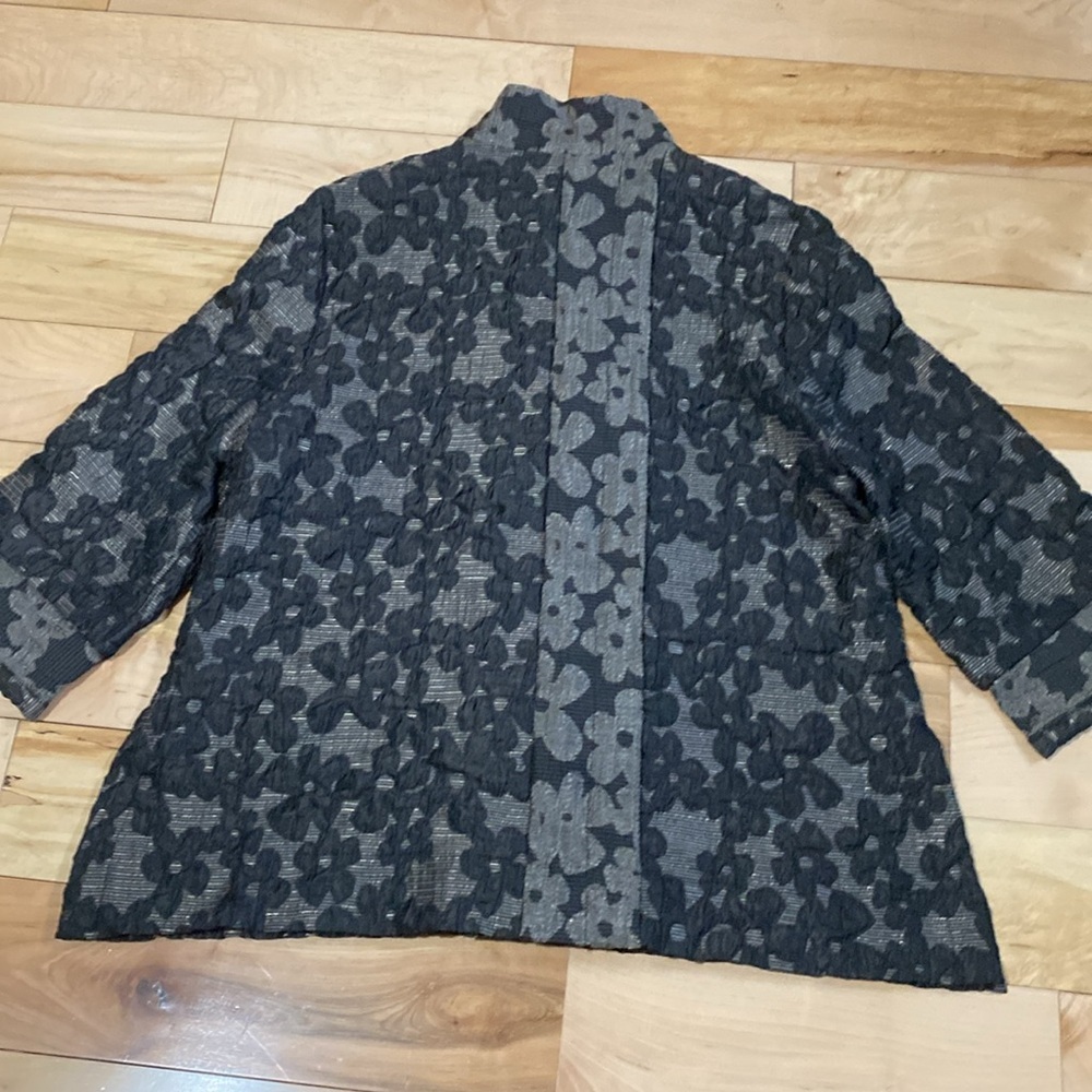 Floral Patterned Kimono Style Jacket - Picture 7 of 14